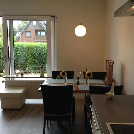 Apartment Haus Moewenschrei Appartmenthaus Busum